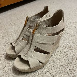 Tan wedges with gold zipper